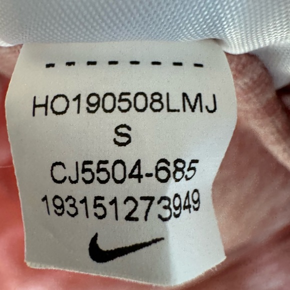 Nike Running Dri Fit Hooded long sleeve with thumbholes - Picture 9 of 9